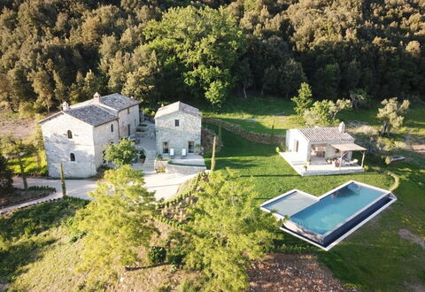 Villa Piuma: Casa, Casa, Cabaña, El Terreno Del Lote, Área Rural, Inmuebles, Piscina, Casa De Campo, Pueblo, Paisajismo