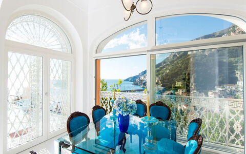 Villa Limoncello: Azul, Diseño De Interiores, Mueble, Silla, Recurso, Cocina Y Comedor Mesa, Comedor, Hotel, Villa, Mesa De Café