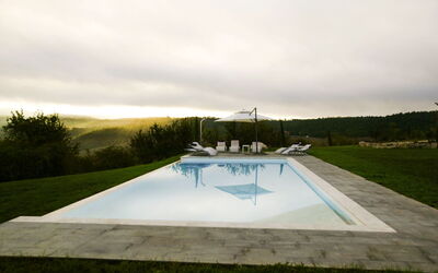 Villa Eline: Piscina, Paisajismo, Sombra, Recurso, Mueble Para Exteriores, Eco Hotel, Fuente De Agua, Sunlounger, Thermae, Hojas Perennes