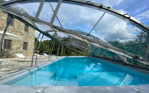 Villa Sarzana: Piscina, Sombra, Eco Hotel, La Luz Del Día, Villa