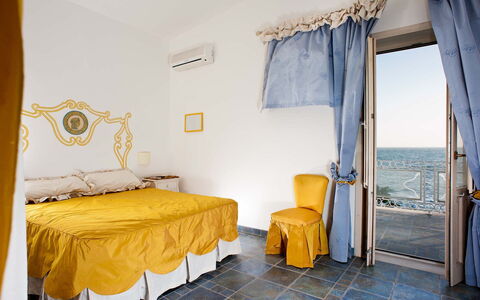 Villa Teresa: Azul, Habitación, Mar, Recurso, Lecho, Linos, Sábana, Hotel, Oceano, Cama