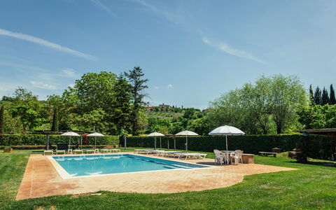 Il Noceto: Árbol, Piscina, Arbusto, Recurso, Jardín, Eco Hotel, Paisajismo, Sombra, Plantación, Hacienda