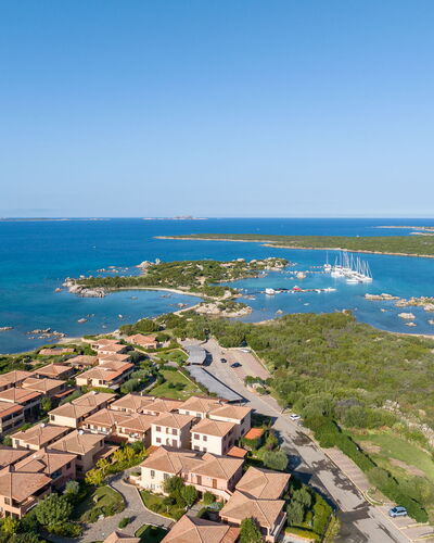 Golfo Aranci Apartments With Ac: Vista Panorámica, Costeras Y Los Accidentes Geográficos Oceánico, Costa, Fotografía Aérea, Mar, Oceano, Bahía, Centro De Deportes Acuáticos, Apuntalar