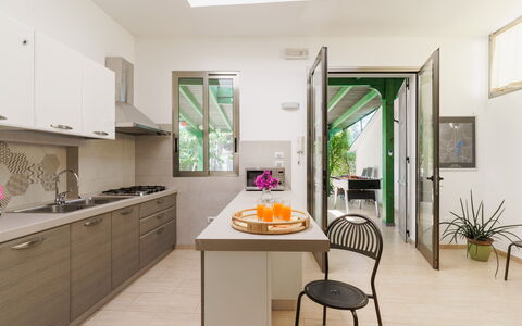 La Maison De Rosetta: Mueble, Cocina, Diseño De Interiores, Mostrador, Aparato De Cocina, Piso, Electrodoméstico, Madera, Casa, Suelo