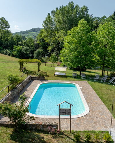 Mulino di Amarrante with Pool, Montaione: Árbol, Piscina, Jardín, Sombra, Patio Interior, Recurso, Eco Hotel, Yarda, Césped, Thermae