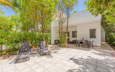 Villa Asami: Jardín, Plantas Leñosas, Sombra, Paisajismo, Yarda, Patio Interior, Hacienda, Eco Hotel, Entrada De Coches, Villa