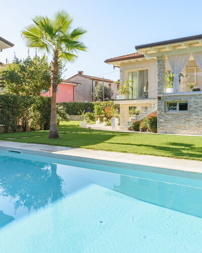 Villa Fiumetto: Piscina, Barrio Residencial, Casa, Recurso, Casa, Inmuebles, Eco Hotel, Hacienda, Villa, Ocio