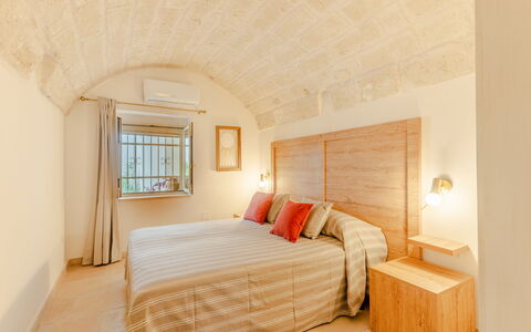 Casa Lea: Pared, Diseño De Interiores, Madera, Techo, Mueble, Piso, Cama, Habitación, Suelo, Habitación