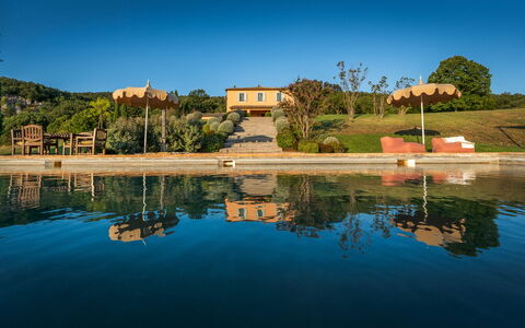 Casalberna: Agua, Piscina, Recurso, Lago, Reflexión, Inmuebles, Eco Hotel, Reservorio, Ciudad De Vacaciones, Hacienda