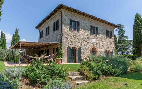 Podere i Poggi: Arbusto, Casa, Casa, Jardín, Techo, Inmuebles, Casa De Campo, Puerta, Cabaña