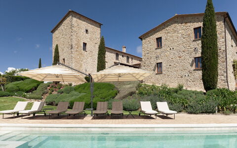 Torre Antica: Mueble Para Exteriores, Sunlounger, Piscina, Villa, Patio, Sillón, Recurso, Almohada