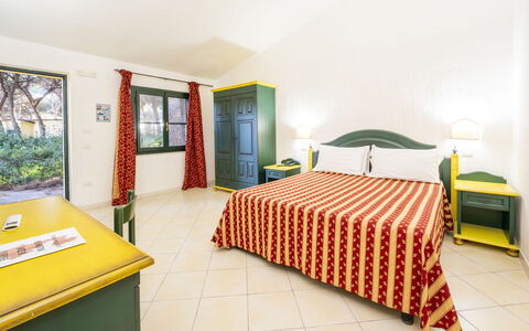 Nature & Country Resort Near The sea: Mueble, Piso, Diseño De Interiores, Suelo, Techo, Recurso, Silla, Hotel, Planta De Casa, Piscina