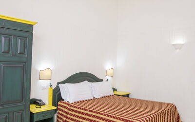 Alojamiento:&nbsp;Golden Apartment, Ac, Wifi