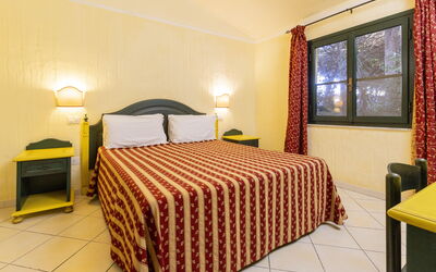 Alojamiento:&nbsp;Golden Apartment, Ac, Wifi