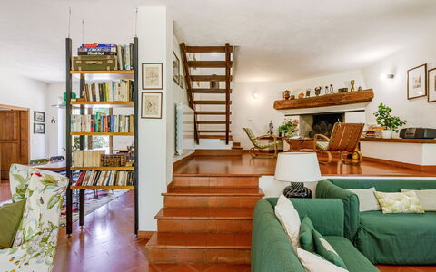Casa Iume: Mueble, Pared, Diseño De Interiores, Piso, Madera, Suelo, Sofá, Casa, Sala, Habitación