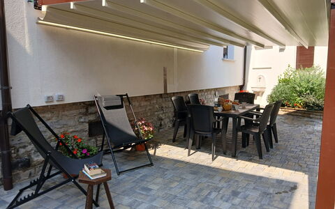 Irene: Toldo, Sombra, Maceta, Estructura Al Aire Libre, Manchas De Madera, Planta De Casa, Patio, Diseño, Madera Dura, Mueble Para Exteriores