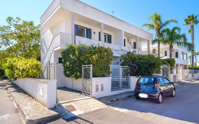 Casa Torre Dell'orso, Ac, Wifi: Edificio, Barrio Residencial, Área Urbana, Departamento, Barrio, Arquitectura, By, Diseño Urbano, Casa, Uso Mixto