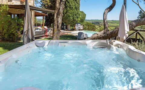Capanna al Lago, Chianti Heritage in Vineyards: Piscina, Recurso, Mueble, Mueble Para Exteriores, Ocio, Eco Hotel, Sombra, Thermae, Paraguas, Hotel