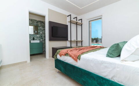 Villa Donnosanto a 5 Minuti Da Spiaggia. Ostuni 10: Diseño De Interiores, Piso, Suelo, Pared, Mueble, Madera, Techo, Habitación, Cama, Habitación