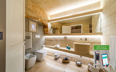 Corte Dei Granai Raro Rooms Collection: Piso, Diseño De Interiores, Arreglo De Tubería, Suelo, Baño, Techo, Loseta, Baño, Plomería, Grifo
