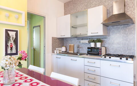 Suite Artemare: Cocina, Aparato De Cocina, Mueble, Mostrador, Electrodoméstico, Diseño De Interiores, Gabinetes, Piso, Casa, Electrodoméstico