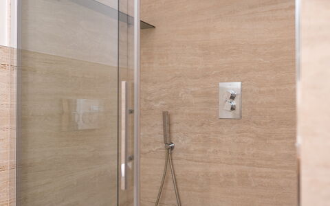 Santo Stefano Raro Rooms Collection: Pared, Piso, Arreglo De Tubería, Suelo, Diseño De Interiores, Plomería, Marrón, Baño, Loseta, Habitación