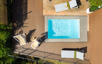 Casa Meletta: Piscina, Mueble Para Exteriores, Eco Hotel, Sombra, Ocio, Manchas De Madera, Recurso, Cubierta, Diseño, Madera Dura