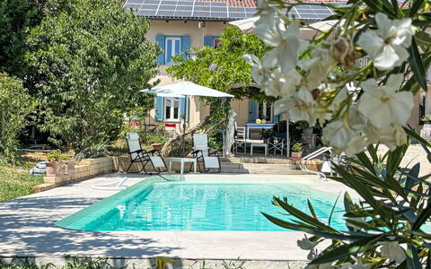 Casetta di Agnese: Piscina, Mueble Para Exteriores, Recurso, Ocio, Sombra, Paraguas, Eco Hotel, Jardín, Maceta, Planta De Casa