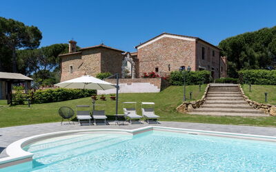 Tenuta i Mandorli, Pool, Wifi, Peccioli: Piscina, Fachada, Casa, Casa, Barrio Residencial, Inmuebles, Mueble Para Exteriores, Cabaña, Villa, Casa De Campo