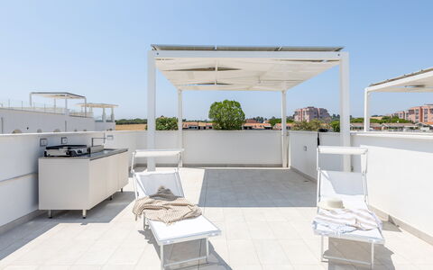 Brezza Costa Conero: Mueble, Mueble Para Exteriores, Silla, Balcón, Sombra, Estructura Al Aire Libre, Patio, Pérgola, Aluminio, Mesa Al Aire Libre