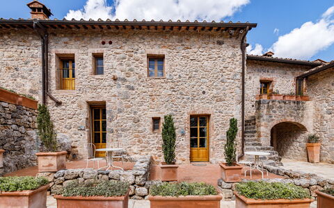 Relais la Costa: Pared, Ladrillo, Pared De Piedra, Maceta, Enladrillado, Guijarro, Jardín, Patio, Losa, Diseño