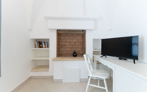 Masseria Lamagrotte By Raro Rooms: Diseño De Interiores, Piso, Mueble, Suelo, Techo, Habitación, Departamento, Sala, Silla, Moldura