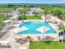 Alojamiento:&nbsp;Iris Romantic Con Patio By Raro Rooms - Masseria L