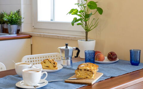 Sweet Conero: Vajilla, Comida, Utensilios Para Servir, Taza, Taza De Café, Drinkware, Mueble, Vajilla, Ingrediente