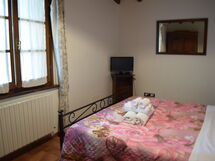 Alojamiento:&nbsp;Colombaia