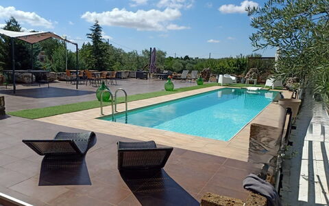 Borgo Incanto: Piscina, Recurso, Ocio, Material Compuesto, Sombra, Eco Hotel, Losa, Mueble Para Exteriores, Jardín, Fuente De Agua