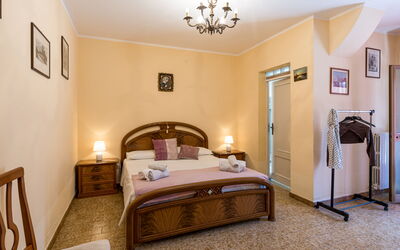 Alojamiento:&nbsp;Alfa Apartment