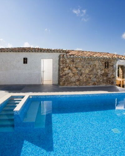 Villa Mirto: Piscina, Azul, Material Compuesto, Recurso, Villa, Inmuebles, Thermae, Eco Hotel, Fuente De Agua, Loseta