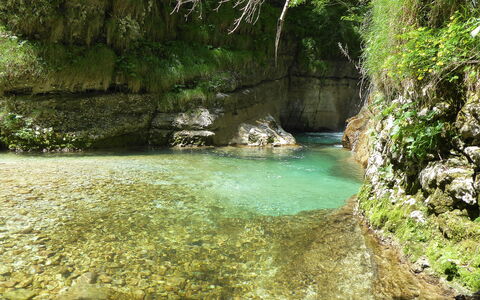 Baita Costa Di Gial: Los Recursos Hídricos, Agua, Cuerpo De Agua, Naturaleza, Corriente De Agua, Corriente, Vegetación, Paisaje Natural, Klippe