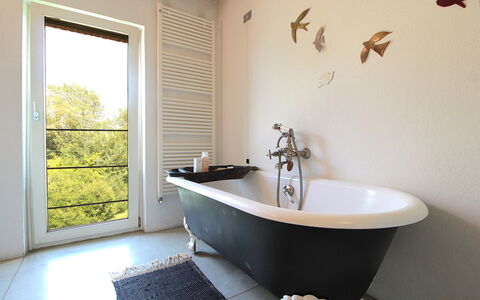 Villa Poggio Zucchino, Pool, Wellness, Piacenza: Diseño De Interiores, Arreglo De Tubería, Bañera, Plomería, Baño, Grifo, Planta De Casa