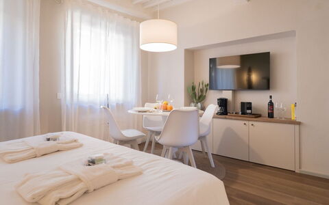 Guelfa 60: Diseño De Interiores, Mueble, Textil, Habitación, Casa, Techo, Suelo, Habitación, Encendiendo, Piso