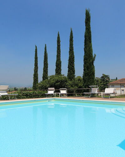 Calicantus, Verona, Pool, Wifi: Piscina, Hacienda, Recurso, Villa, Eco Hotel, Ciudad De Vacaciones, Hojas Perennes, Casa De Campo, Patio