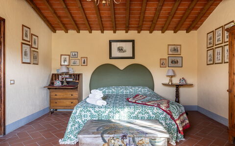 La Casina Honeymoon Cottage, Badia Agnano: Mueble, Diseño De Interiores, Casa, Habitación, Cama, Habitación, Marco, Lecho, Comodidad, Linos
