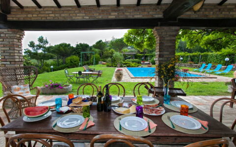 Villa Incanto: Mueble Para Exteriores, Mueble, Recurso, Jardín, Mesa, Piscina, Mesa Al Aire Libre, Silla, Patio Interior