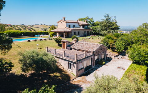 Villa Incanto: Casa, Inmuebles, Casa, Casa De Campo, Hacienda, Cabaña, Villa, Mansión, Yarda, Paisajismo