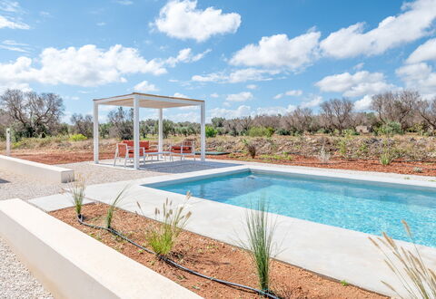 Casa Vita Bella: Material Compuesto, Jardín, Paisajismo, Piscina, Sombra, Diseño, Pasarela, Estructura Al Aire Libre, Pérgola, Fuente De Agua