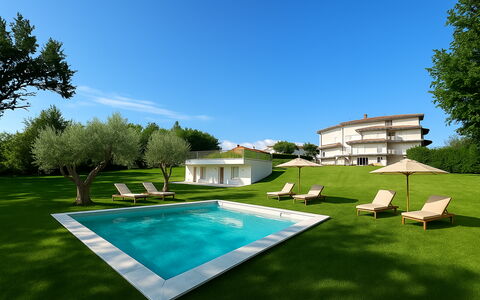 Villa al Glicine Proprietà: Piscina, Jardín, El Terreno Del Lote, Césped, Recurso, Sombra, Inmuebles, Paisajismo, Yarda, Casa De Campo
