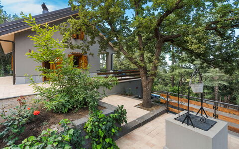 Casa Gibel: Madera, Casa, Cabaña, Jardín, Sombra, Inmuebles, Escalera, Diseño, Yarda, Madera Dura