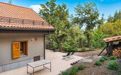 Casa Gibel: Casa, Casa, Cabaña, Techo, Jardín, Inmuebles, Sombra, Patio Interior, Paisajismo, Yarda
