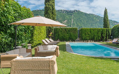 Gallietta: Piscina, Colina, Ocio, Mueble Para Exteriores, Jardín, Cordillera, Eco Hotel, Sombra, Valle, Paisajismo